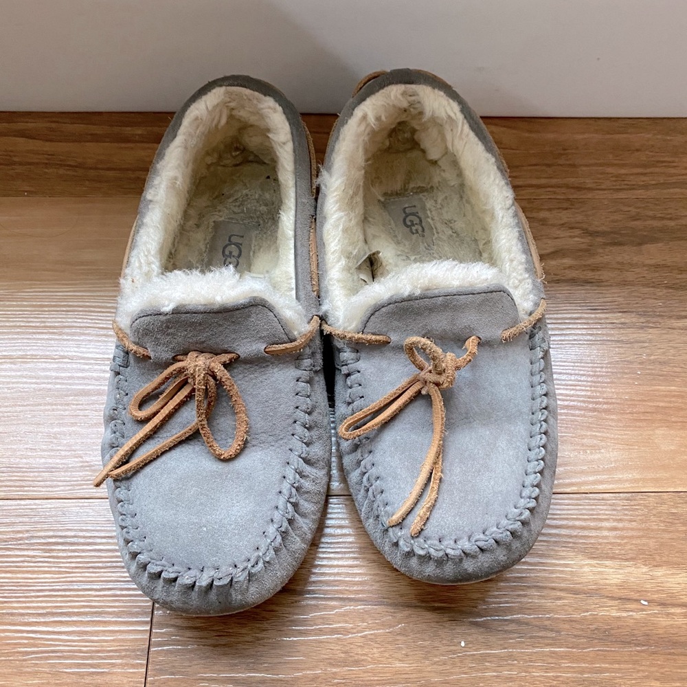 UGG Moccasins Women’s size 7